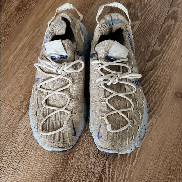 Nike Shoes - Nike Space Hippie 04 sz 7.5